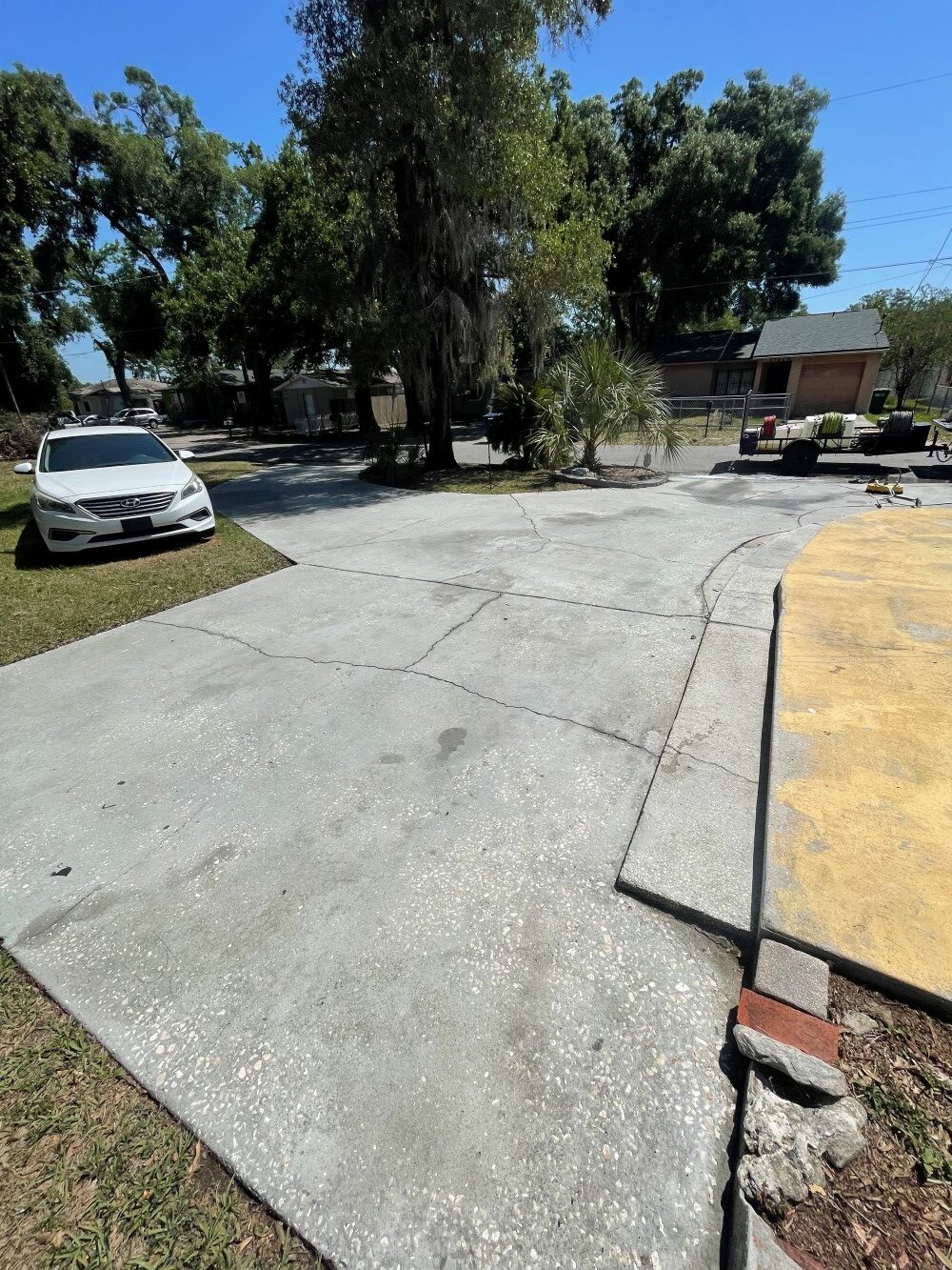 š¦ Driveway Cleaning in Temple Terrace, FL | Restoring Years of Neglect with Expert Pressure Washing