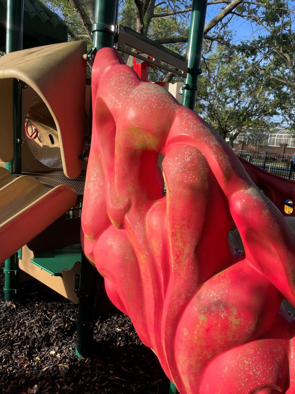 Rust Removal and Pressure Washing at Feathersound in Clearwater, FL